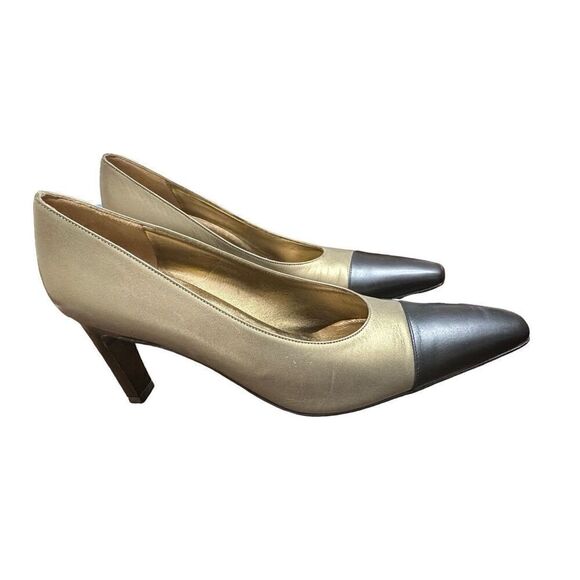 Vintage Salvatore Ferragamo Leather Black Bronze Horseshoe Embossed  Heels  Size - Picture 4 of 9